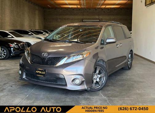 2017 Toyota Sienna SE