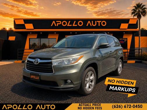 Gray 2015 Toyota Highlander XLE