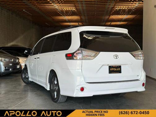 2017 Toyota Sienna SE Premium
