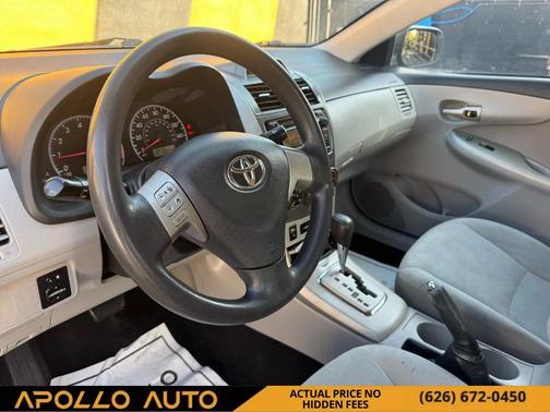 2012 Toyota Corolla LE