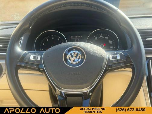2017 Volkswagen Passat 1.8T SE