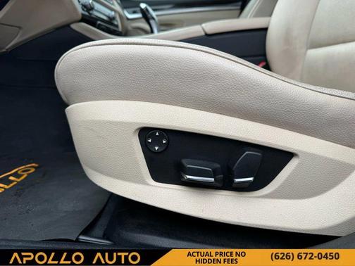 2011 BMW 528 528i Sedan 4D