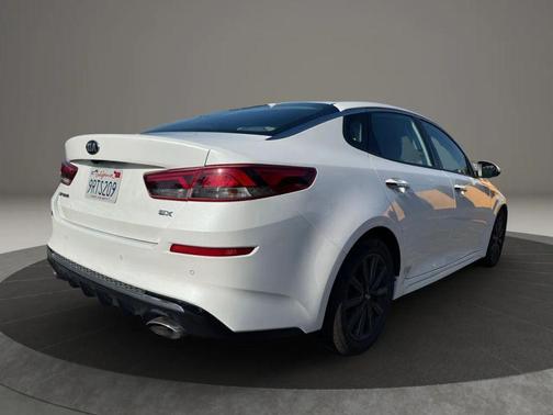 White 2019 Kia Optima EX