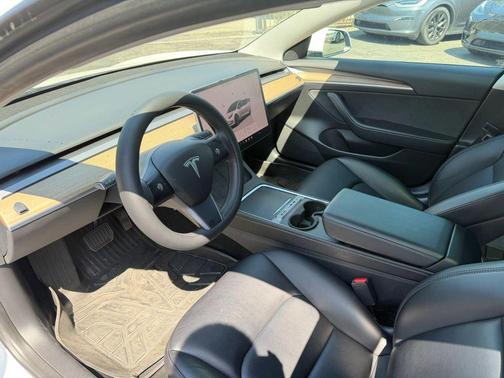 White 2022 Tesla Model 3 Long Range