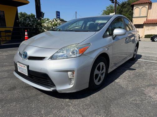 Silver 2015 Toyota Prius Two