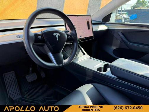 2023 Tesla Model Y Long Range Dual Motor All-Wheel Drive