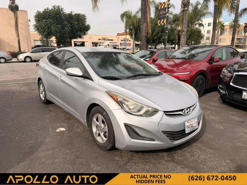 2014 Hyundai ELANTRA SE