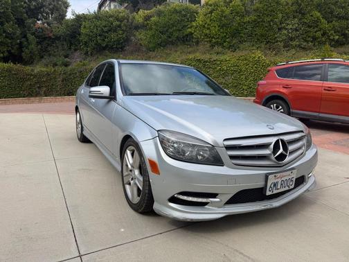 White 2011 Mercedes-Benz C-Class Luxury