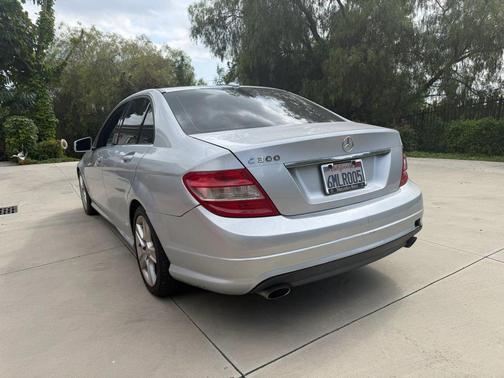White 2011 Mercedes-Benz C-Class Luxury