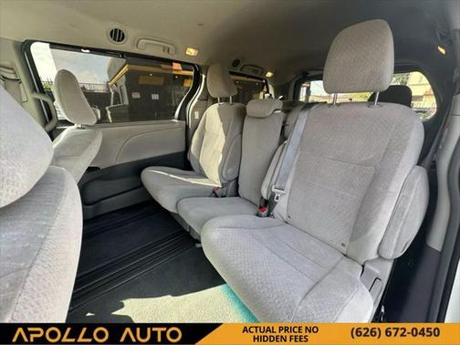 2015 Toyota Sienna LE