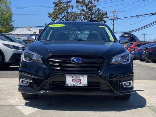 Photo 4 of 32 of 2019 Subaru Legacy 2.5i Sport