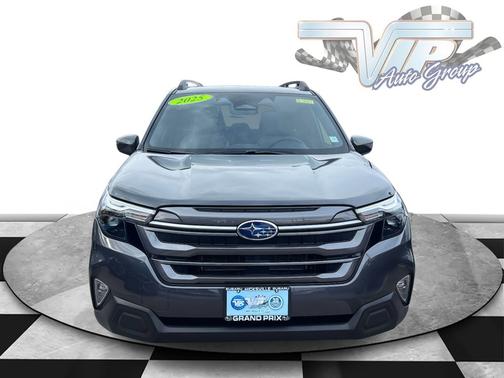 2025 Subaru Forester Premium Hybrid