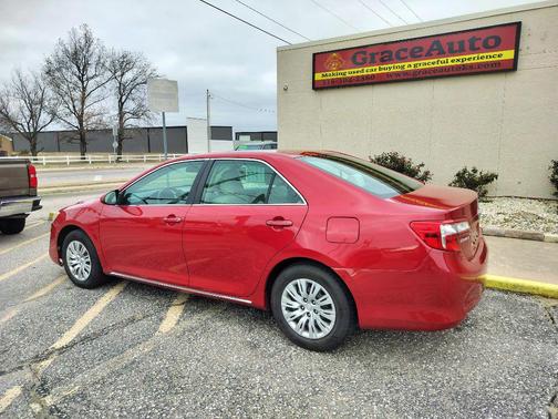2012 Toyota Camry LE