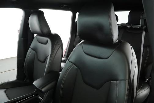 Redline Pearlcoat 2023 Jeep Compass Latitude
