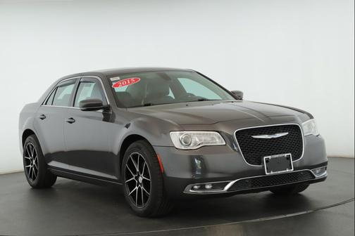 Granite Crystal Metallic Clearcoat 2015 Chrysler 300 Limited