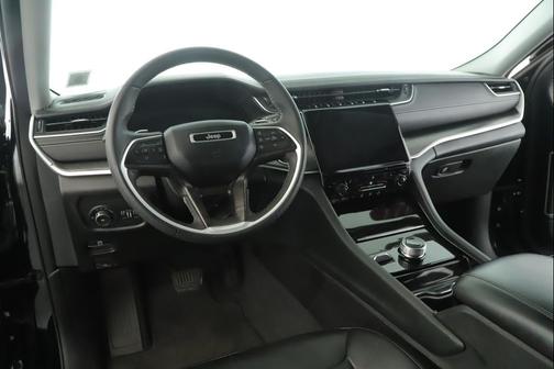 Diamond Black Crystal Pearlcoat 2023 Jeep Grand Cherokee Limited