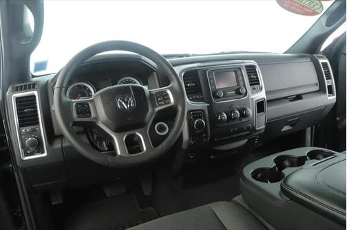 2022 RAM 1500 Classic Warlock Quad Cab 4x4 6'4' Box