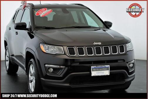 Diamond Black Crystal Pearlcoat 2020 Jeep Compass Latitude