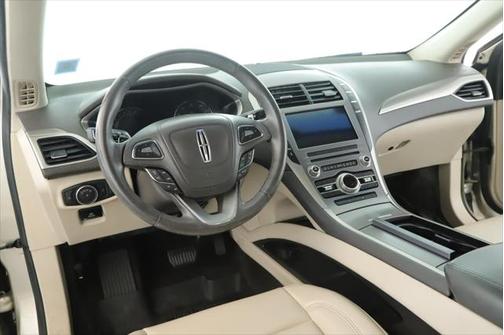 2017 Lincoln MKZ Premiere