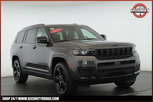 Baltic Gray Metallic Clearcoat 2023 Jeep Grand Cherokee L Altitude