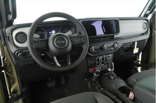 2025 Jeep Gladiator Willys