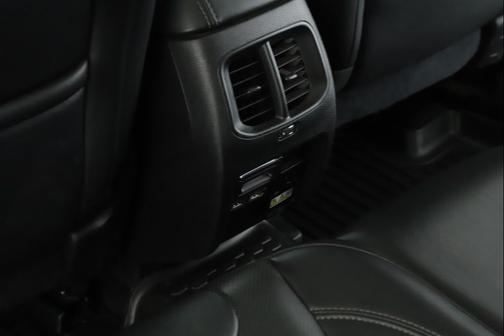 Granite Crystal Metallic Clearcoat 2019 Jeep Cherokee Limited