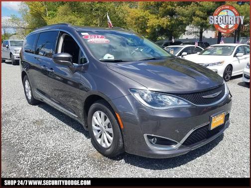 Gray 2017 Chrysler Pacifica Touring-L