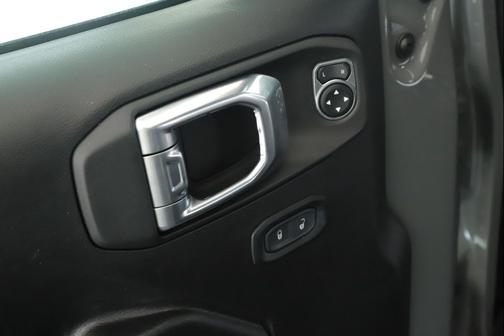 Sting-Gray Clearcoat 2022 Jeep Wrangler Willys
