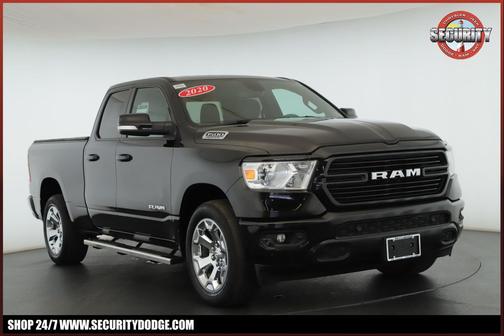 Diamond Black Crystal Pearlcoat 2020 RAM 1500 Big Horn/Lone Star