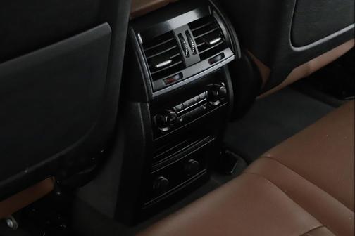 Black Sapphire Metallic 2018 BMW X5 xDrive35i