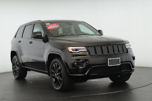 2022 Jeep Grand Cherokee Laredo