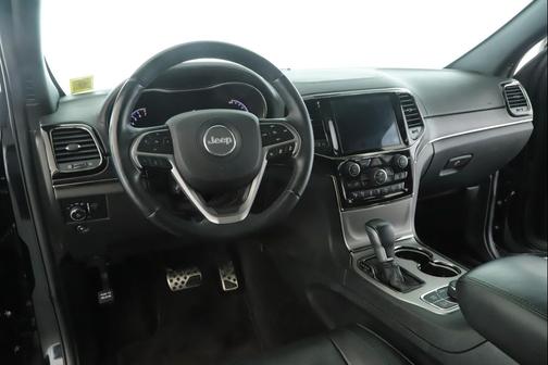 Diamond Black Crystal Pearlcoat 2019 Jeep Grand Cherokee High Altitude