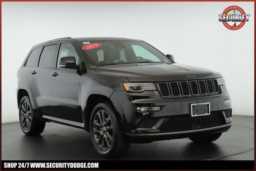 Diamond Black Crystal Pearlcoat 2019 Jeep Grand Cherokee High Altitude