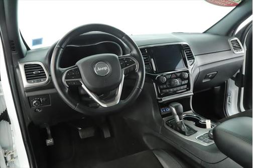 2022 Jeep Grand Cherokee Laredo