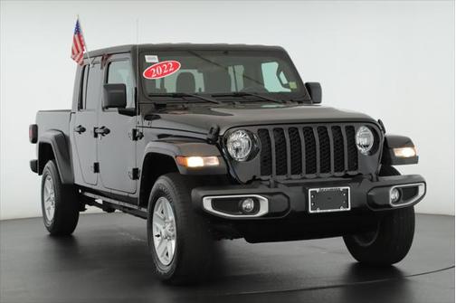 2022 Jeep Gladiator Sport S