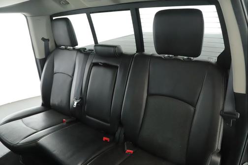 Granite Crystal Metallic Clearcoat 2016 RAM 1500 Laramie