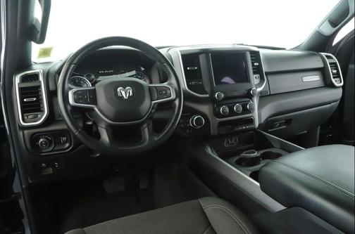 Patriot Blue Pearlcoat 2020 RAM 1500 Big Horn/Lone Star