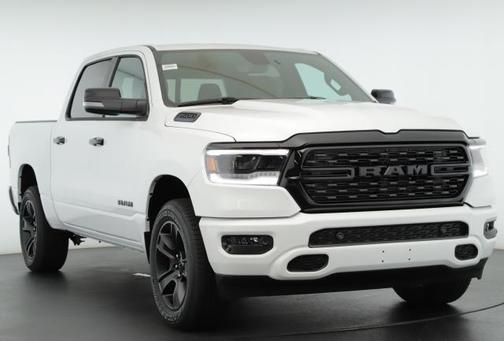 Bright White Clearcoat 2023 RAM 1500 Big Horn/Lone Star