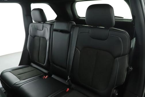 Silver Zynith 2026 Jeep Grand Cherokee Altitude