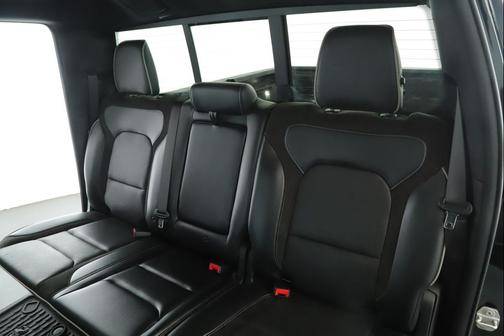 Diamond Black Crystal Pearlcoat 2023 RAM 1500 Laramie