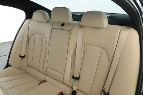 2020 BMW 330 i xDrive