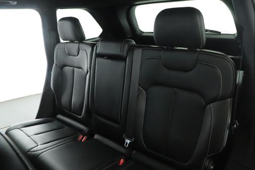 Diamond Black Crystal Pearlcoat 2024 Jeep Grand Cherokee Limited