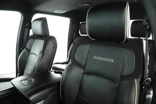 2022 RAM 2500 Laramie 4x4 Crew Cab 6'4'' Box