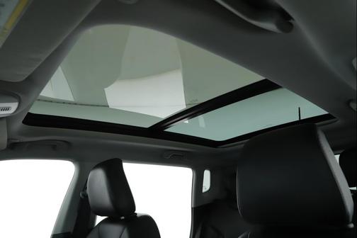 Bright White Clearcoat 2022 Jeep Compass Limited