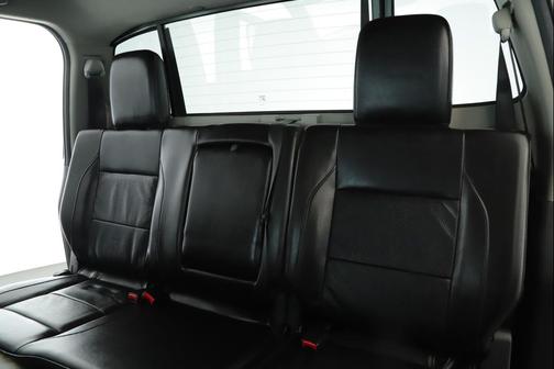 2012 Nissan Titan SL