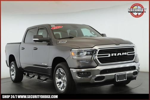 Granite Crystal Metallic Clearcoat 2021 RAM 1500 Big Horn/Lone Star