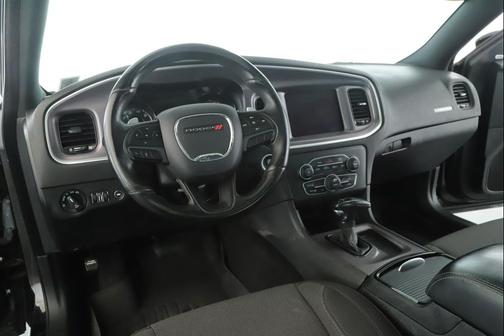 Pitch Black Clearcoat 2019 Dodge Charger SXT