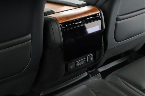 2022 Jeep Grand Wagoneer Series III