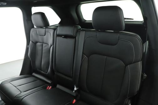 Bright White Clearcoat 2026 Jeep Grand Cherokee Limited