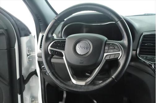 2022 Jeep Grand Cherokee Laredo